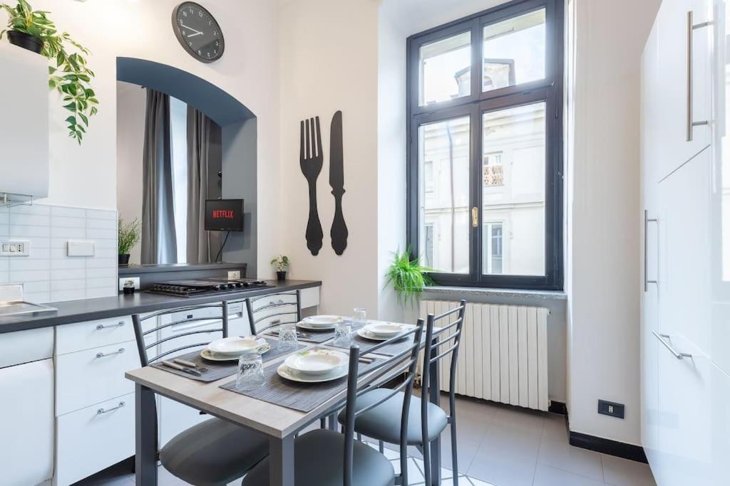 Historical Suite - Pieno Centro - Porta Nuova- Piazza Castello Турин Экстерьер фото
